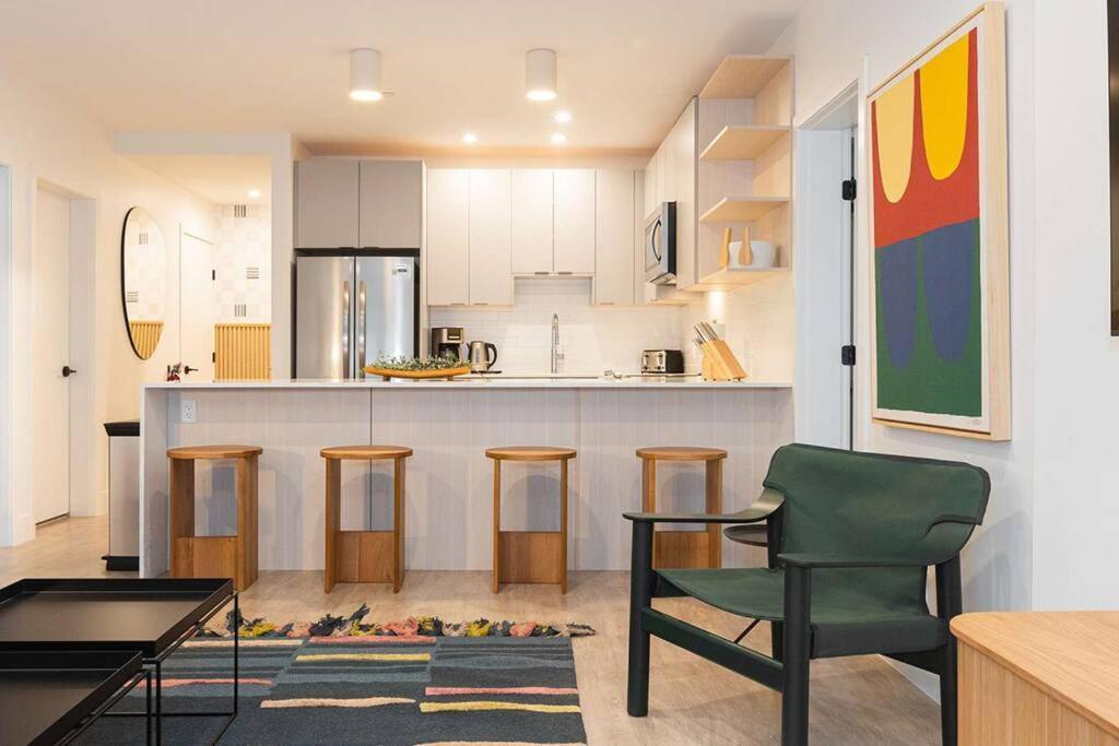 Tally Ho By Revelstoke Vacations Exterior foto